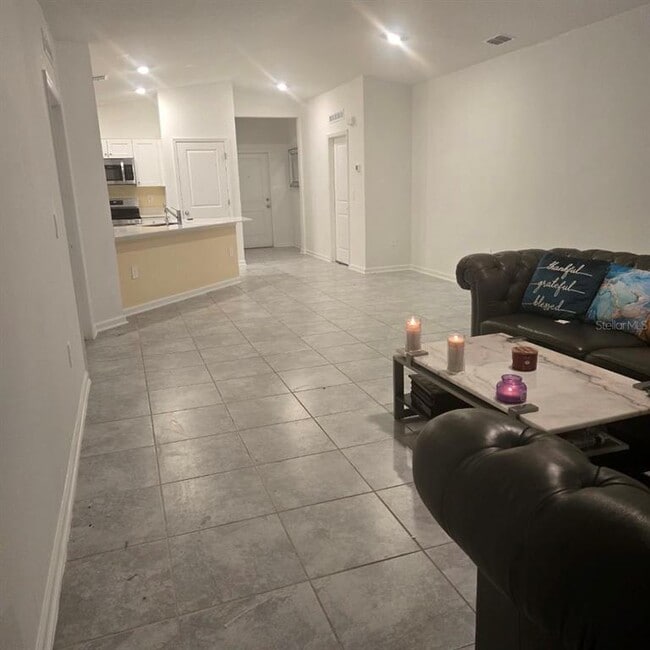 Photo - 684 Sand Pne Ln