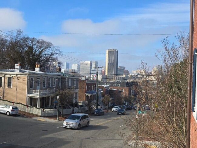 Balcony - 2200 E Broad St Unit 2200 East Broad