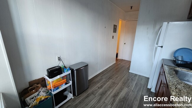 Photo - 1999 Commonwealth Ave Unit 12A