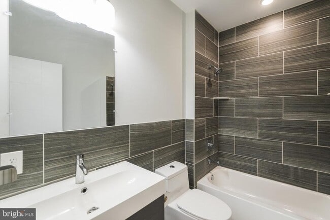 Photo - 1524 N 8th St Unit 2