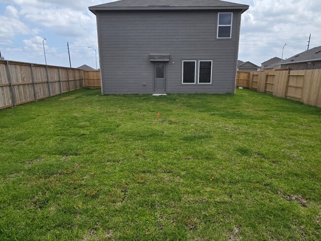 Photo - 26706 Dalmatian Bellflower Dr