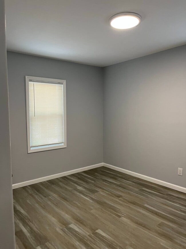 Photo - 93-04-93241 241st St