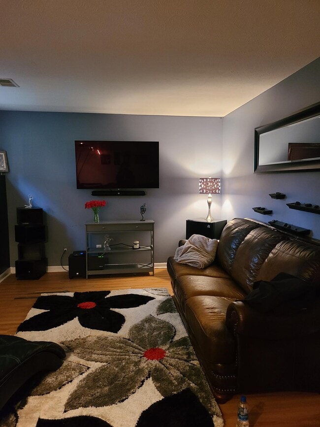 Photo - 3585 Rogues Edge Dr NE