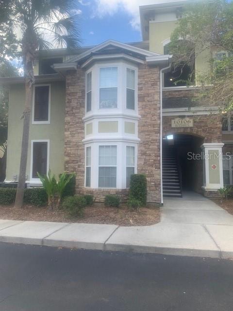 Building Photo - 10106 Courtney Oaks Cir Unit 304
