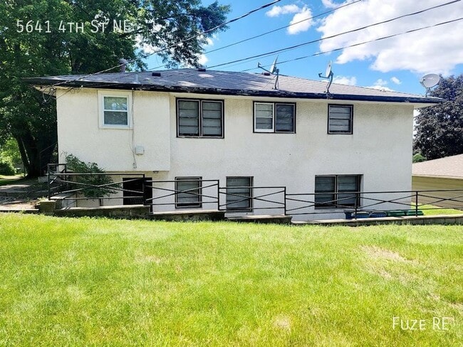 Photo - 5641 4th St NE Unit 1
