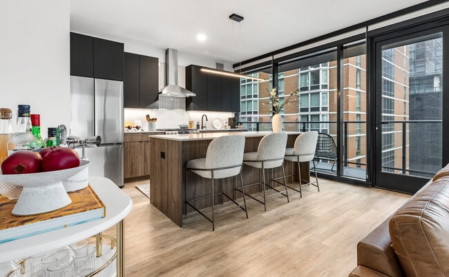 Photo - 218 E Grand Ave