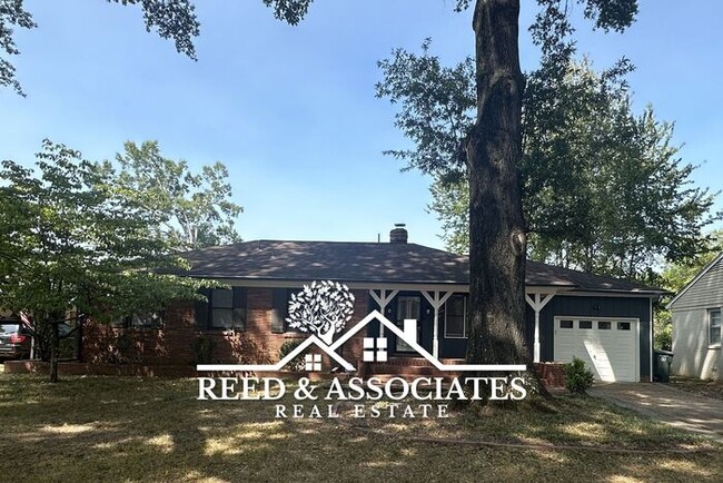 Updated 4BR in East Memphis with large fen... - Updated 4BR in East Memphis with large fen... House