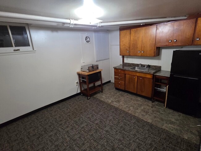 Building Photo - 827 1st St SW Unit 6