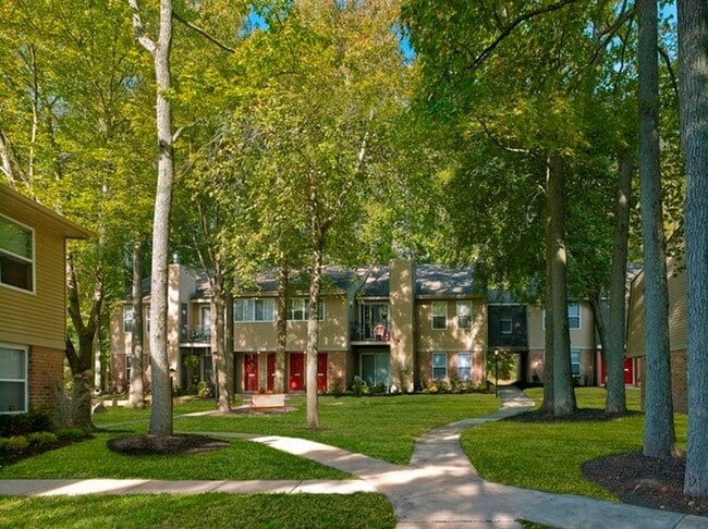 The Villager at Barton Run Wooded Setting - The Villager at Barton Run