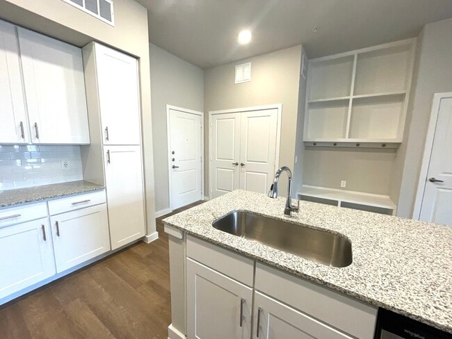 Photo - 1325 Choate Pkwy Unidad 9101
