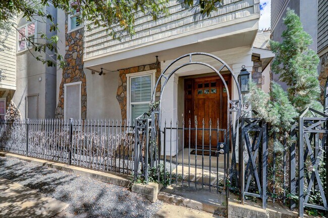 Photo - 1919 Colquitt St