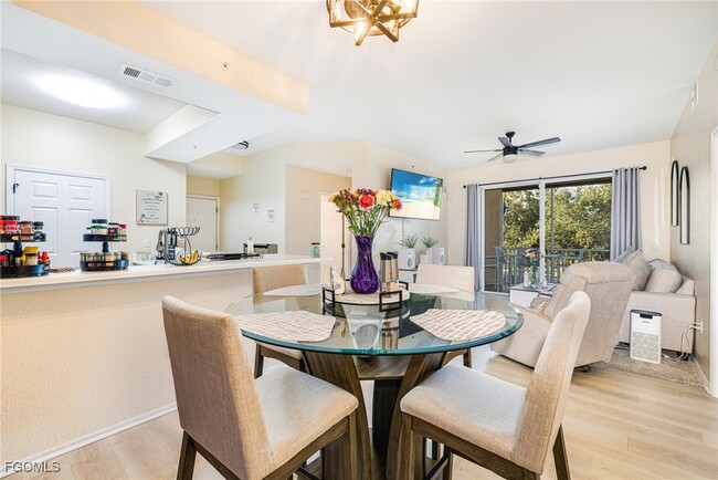 Photo - 9055 Colby Dr Unit 2213