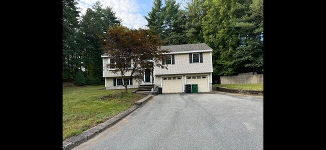 Photo - 76 Groton Rd House