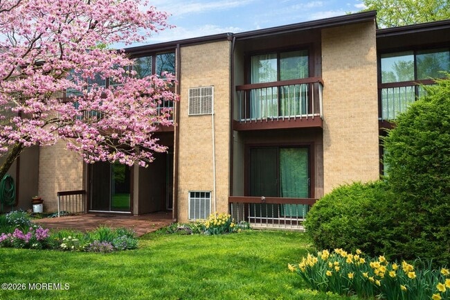 Building Photo - 3 Eastport Ct