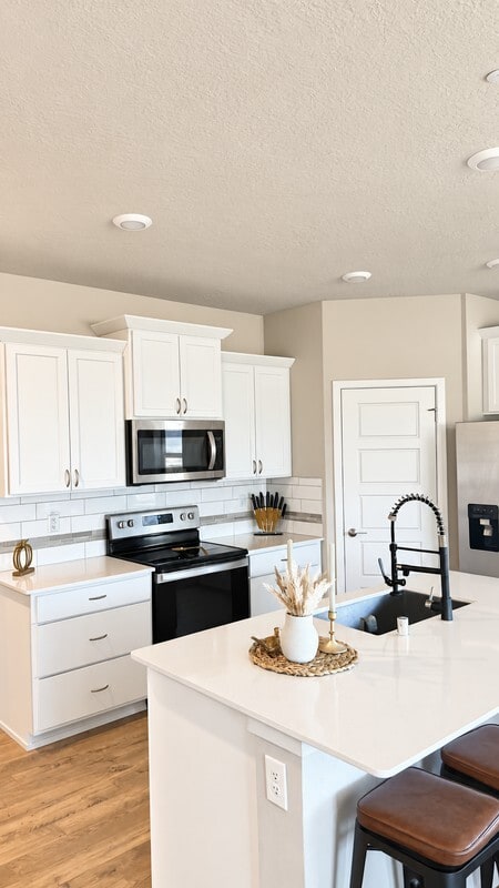 20715 E Valley Vista Dr