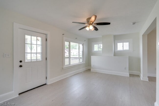 Photo - 5141 Clement Ave