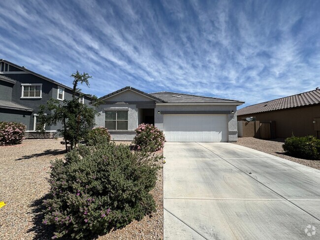 Building Photo - LIKE NEW HOME IN TORTOSA IN MARICOPA