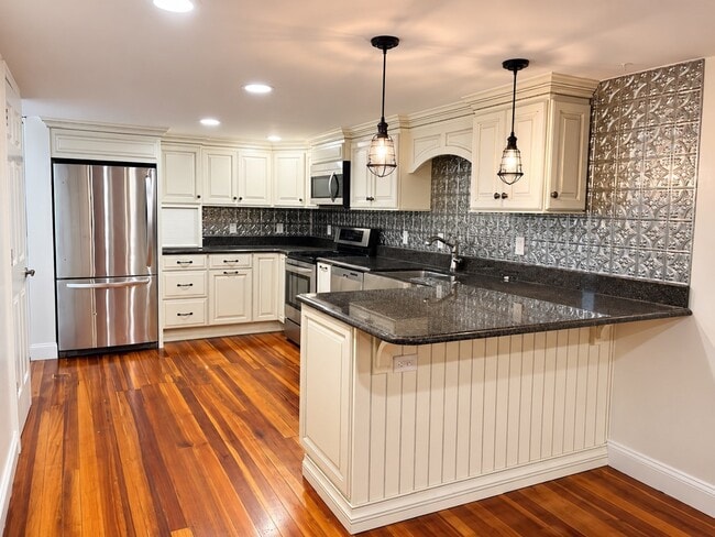 6 A School St Unit 6A