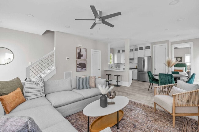 Building Photo - 3319A Fayetteville St Rental