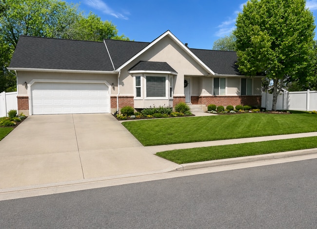 Building Photo - Spacious 5-Bedroom Home in Prime Lehi Location