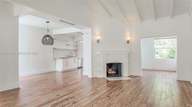 Photo - 1719 SW 15th St