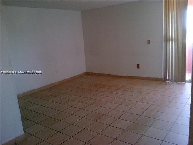 Photo - 5050 NW 7th St Unidad 514