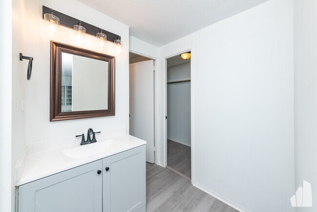 Photo - 1415 N Dearborn St Unit 15D