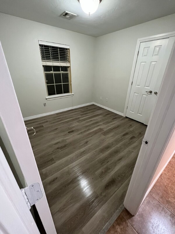 Photo - 800 SW 151st St