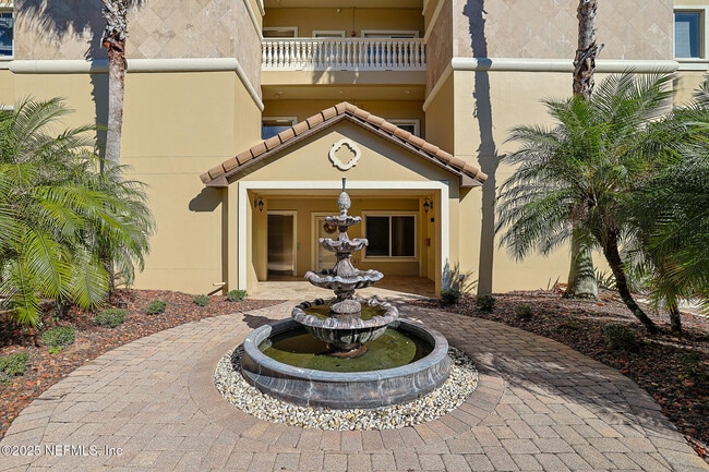 Building Photo - 120 Bay St Unit 103