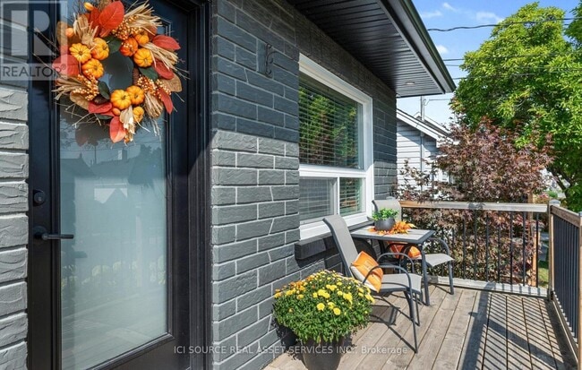 Photo - 65 Parkview Rd