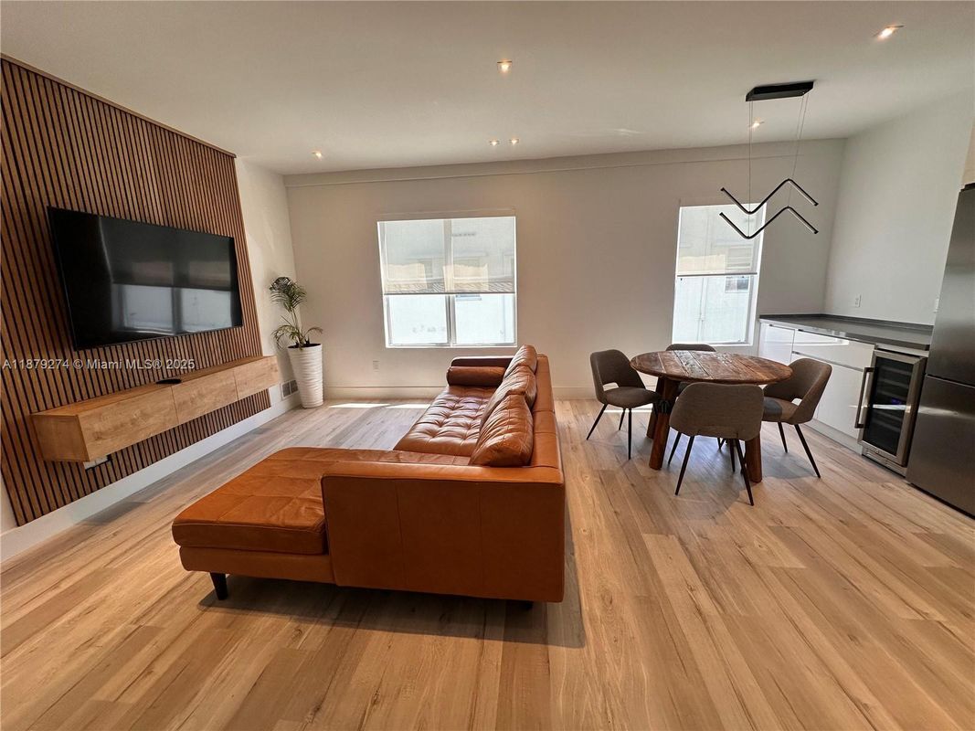 Photo - 1218 Drexel Ave Condo