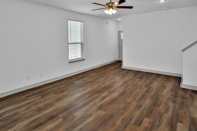 Photo - 10224 Eaglewood Nook