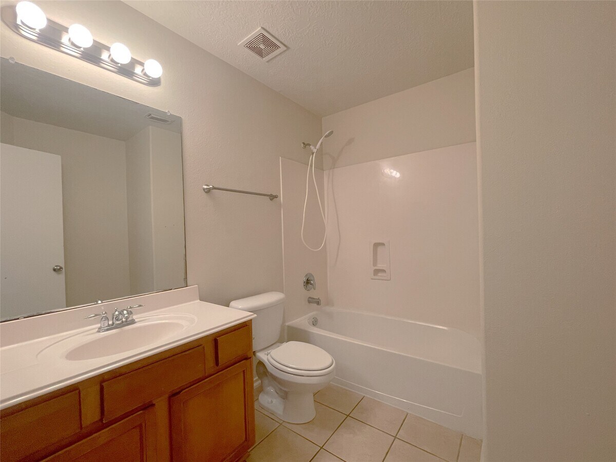 Photo - 20823 Dewberry Creek Ln