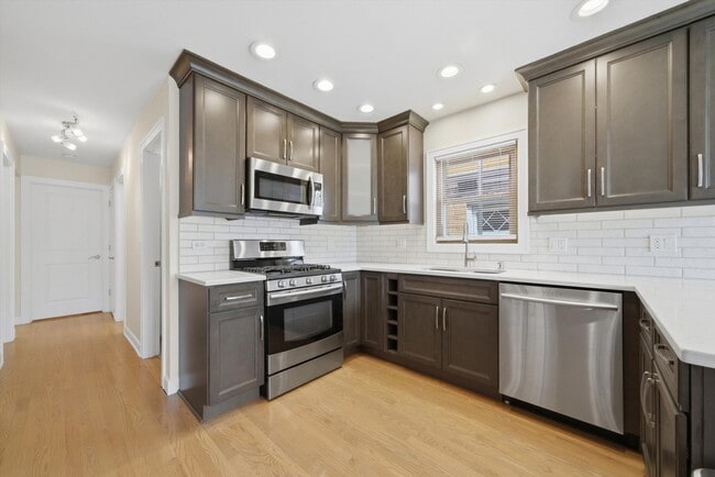 Photo - 3919 N Cumberland Ave