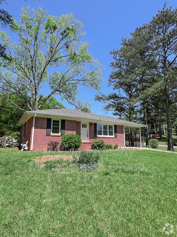Building Photo - 2189 Clearwater Dr SE Rental