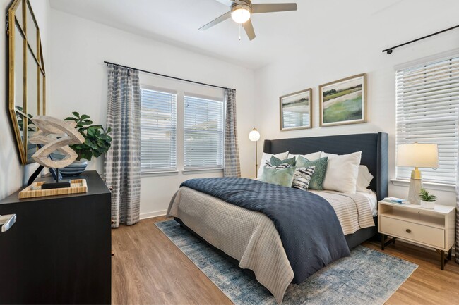 Photo - The Tides at Waterside