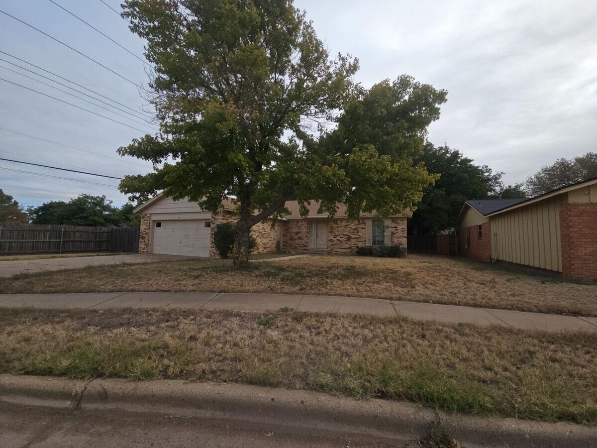 Photo - 8201 Geneva Ave