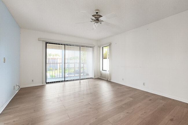 Photo - 801 Sky Pine Way Unit A2