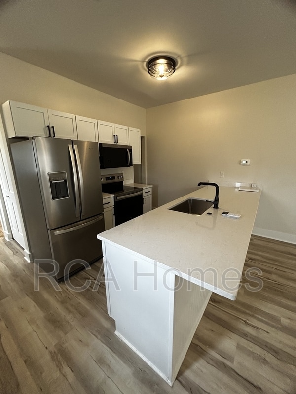 Photo - 3453 E 26th St