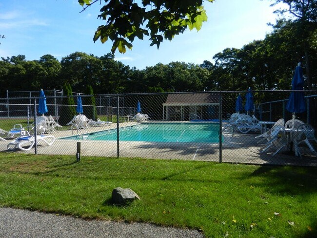 Photo - 5 Thistle Cir Unidad 33B