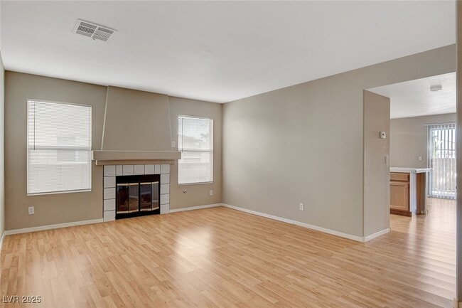 Photo - 1904 Verbania Dr