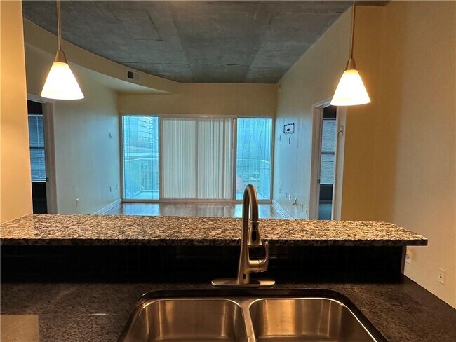 Photo - 250 Pharr Rd NE Unit 309