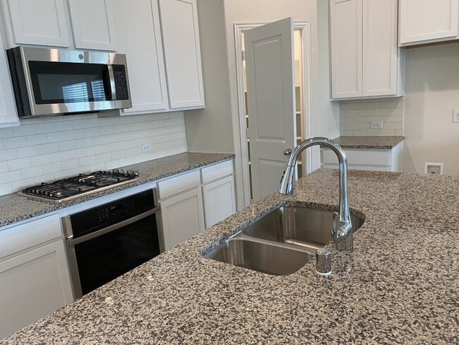 Photo - 10012 Boswell Dr