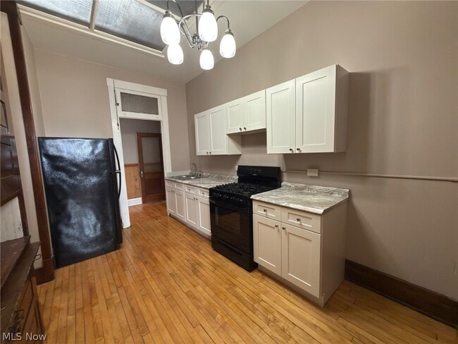 Photo - 153 S Main St Unit 5