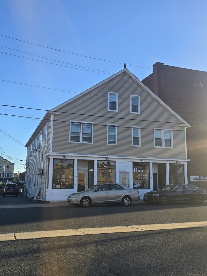 Photo - 18 Bissell St Unit B