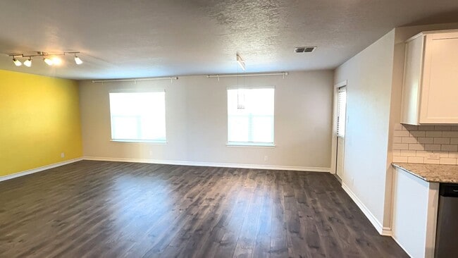 Photo - 935 Winged Scoter