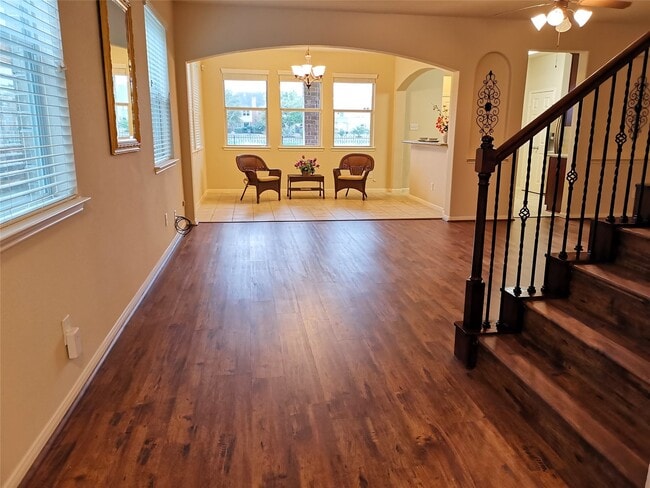 Photo - 2302 Waterford Park St