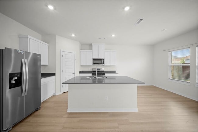 Photo - 3844 Pinecrest St