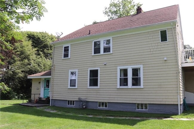 140 Maple Ave Unit 1