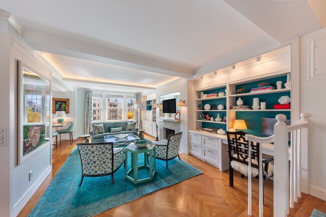 Photo - 299 W 12th St Rental